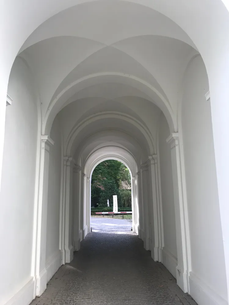5 Zimmer Wohnung mit 178 m² in Berlin – Bild 8