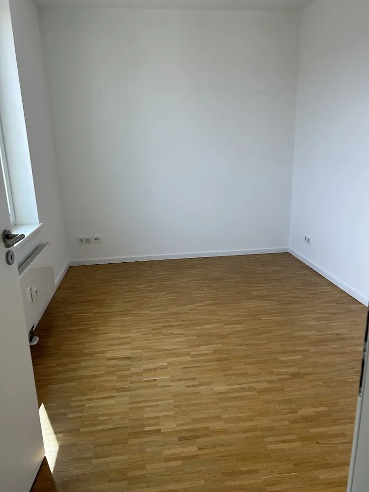 2 Zimmer Wohnung mit 67 m² in Berlin – Bild 2