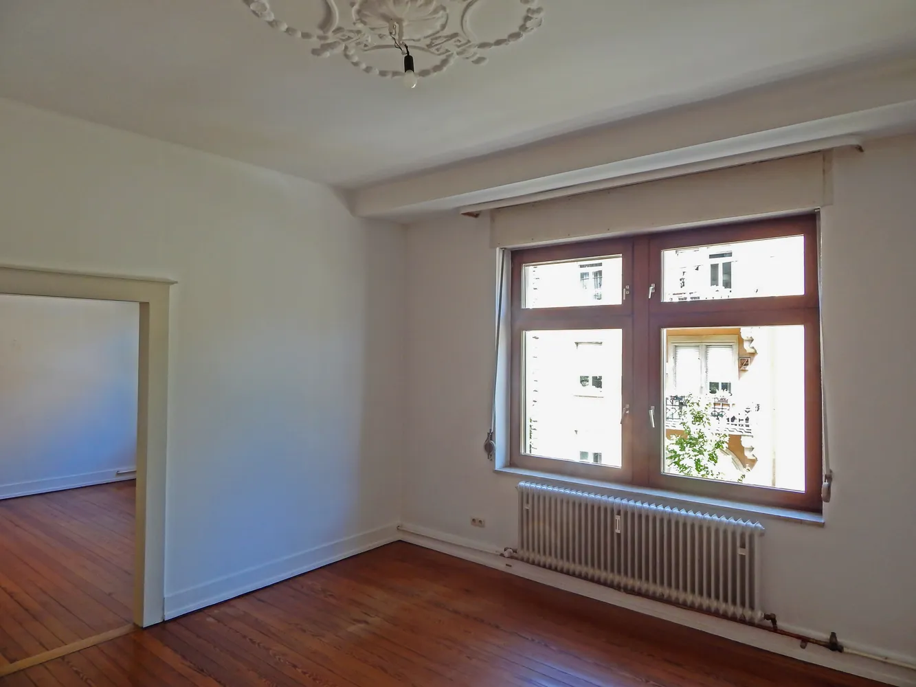 3 Zimmer Wohnung mit 100 m² in Karlsruhe – Bild 1