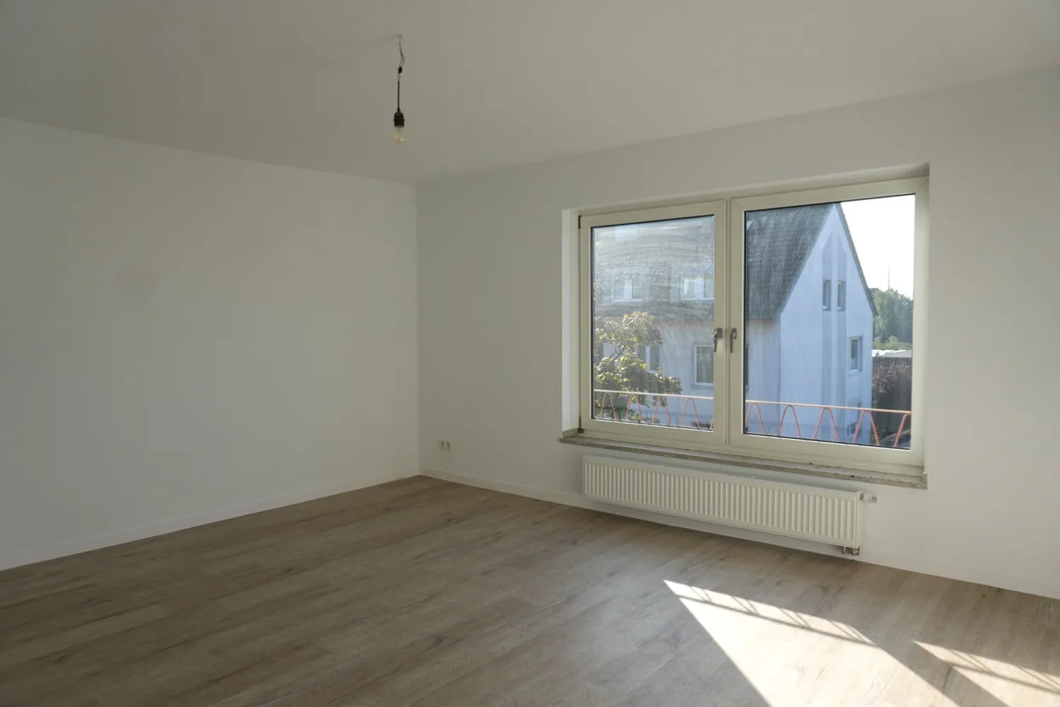3 Zimmer Wohnung mit 77 m² in Neuss – Bild 1