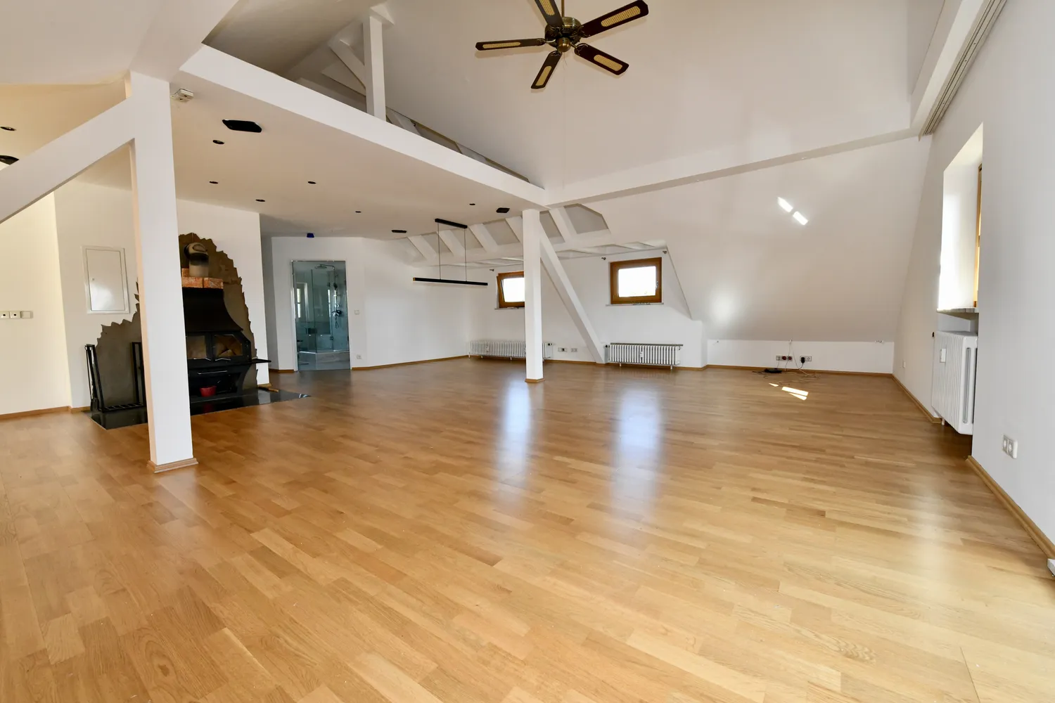 3 Zimmer Wohnung mit 157 m² in München – Bild 12