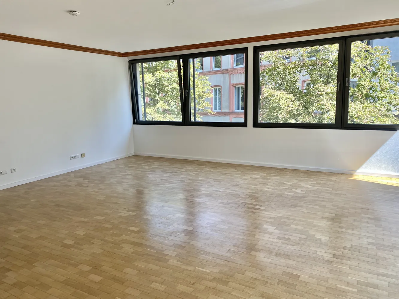 3 Zimmer Wohnung mit 99 m² in Frankfurt am Main – Bild 4