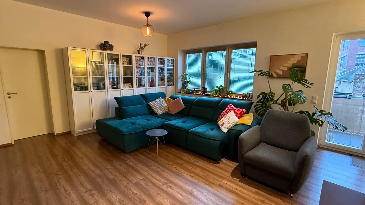 2 Zimmer Wohnung mit 102 m² in Aachen – Bild 1