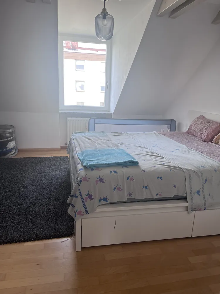 3 Zimmer Wohnung mit 72 m² in München – Bild 3