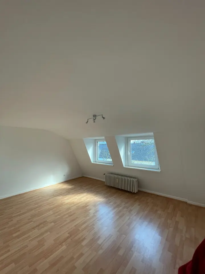 WG-Zimmer mit 20 m² in Bergisch Gladbach – Bild 1