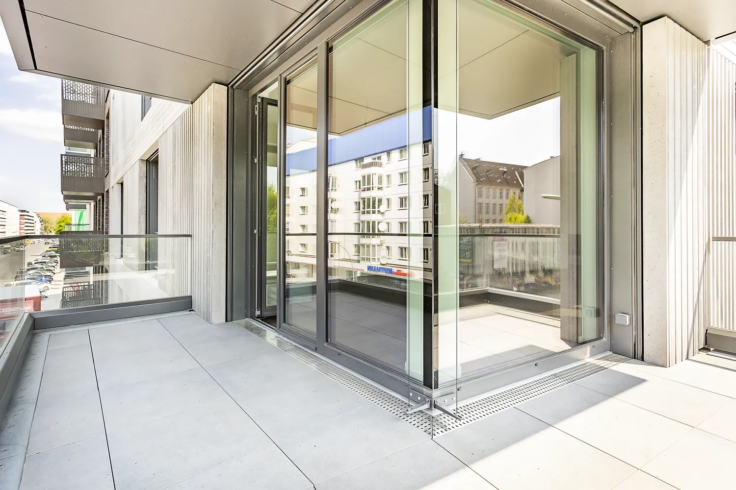 5 Zimmer Wohnung mit 152 m² in Berlin – Bild 2
