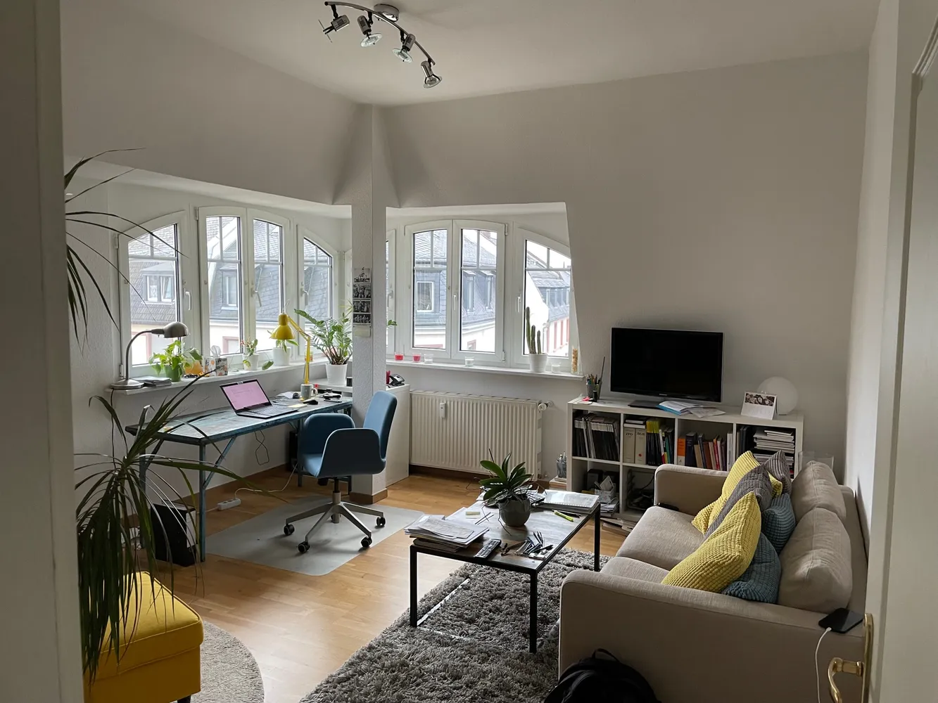 2 Zimmer Wohnung mit 65 m² in Frankfurt am Main – Bild 1