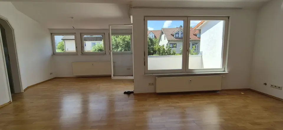 4 Zimmer Wohnung mit 85 m² in Rottenburg am Neckar – Bild 1