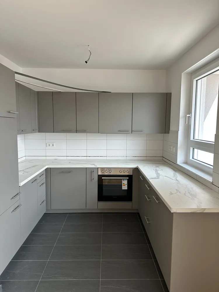 3 Zimmer Wohnung mit 122 m² in Frankfurt am Main – Bild 3