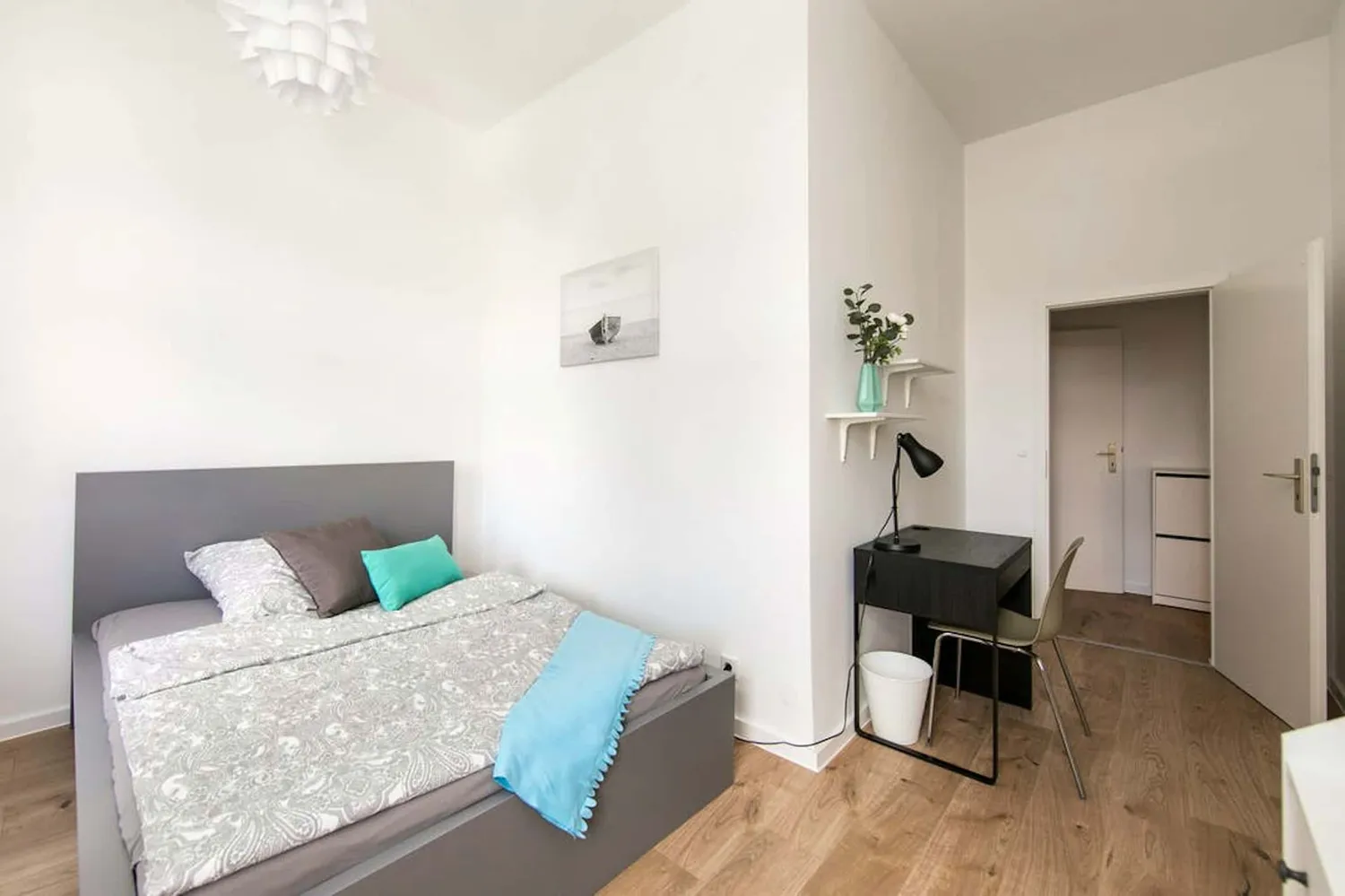Shared room with 14 m² in Berlin – Photo 11