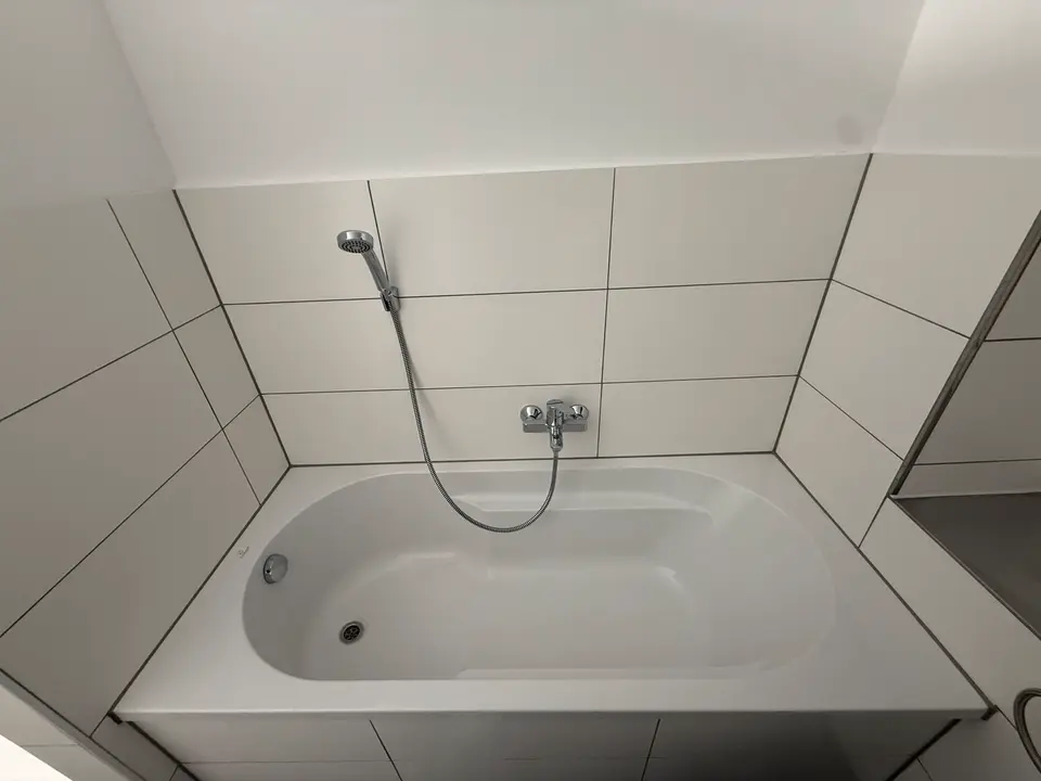 4 Zimmer Wohnung mit 91 m² in Düsseldorf – Bild 9