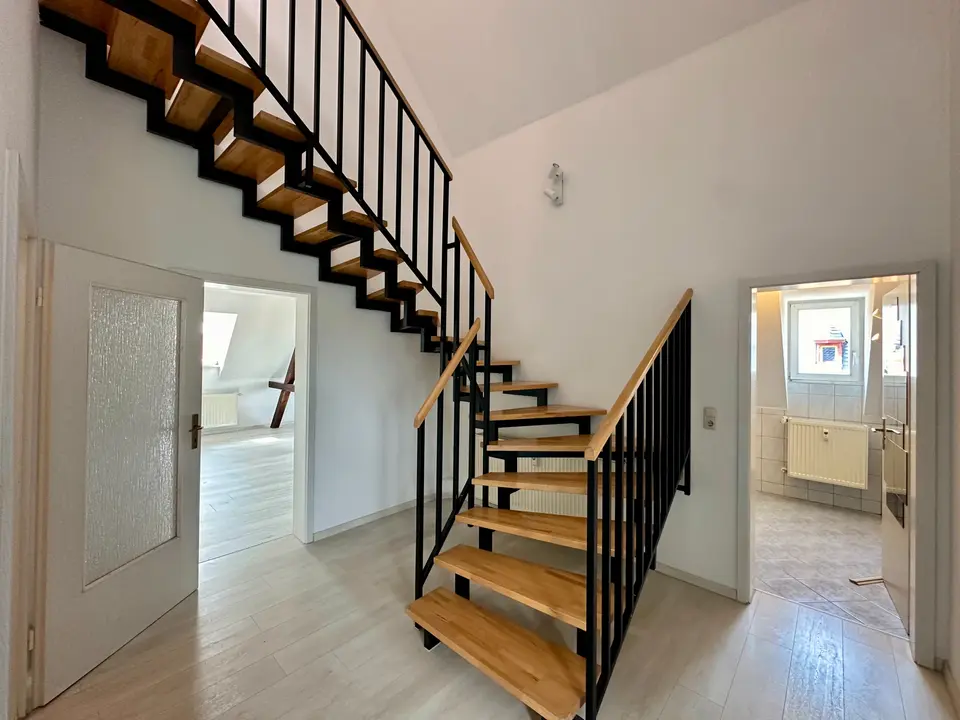 4 Zimmer Wohnung mit 101 m² in Weißenfels – Bild 4