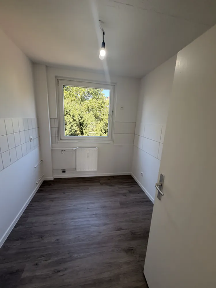 4 Zimmer Wohnung mit 84 m² in Essen – Bild 4