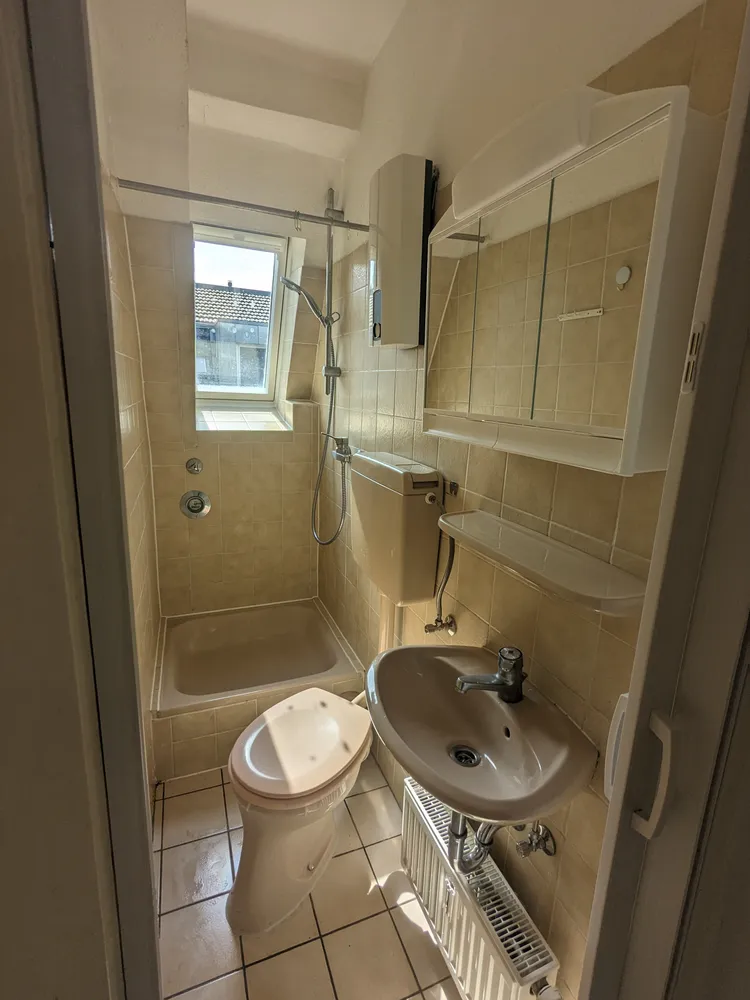 1 Zimmer Wohnung mit 31 m² in Köln – Bild 4