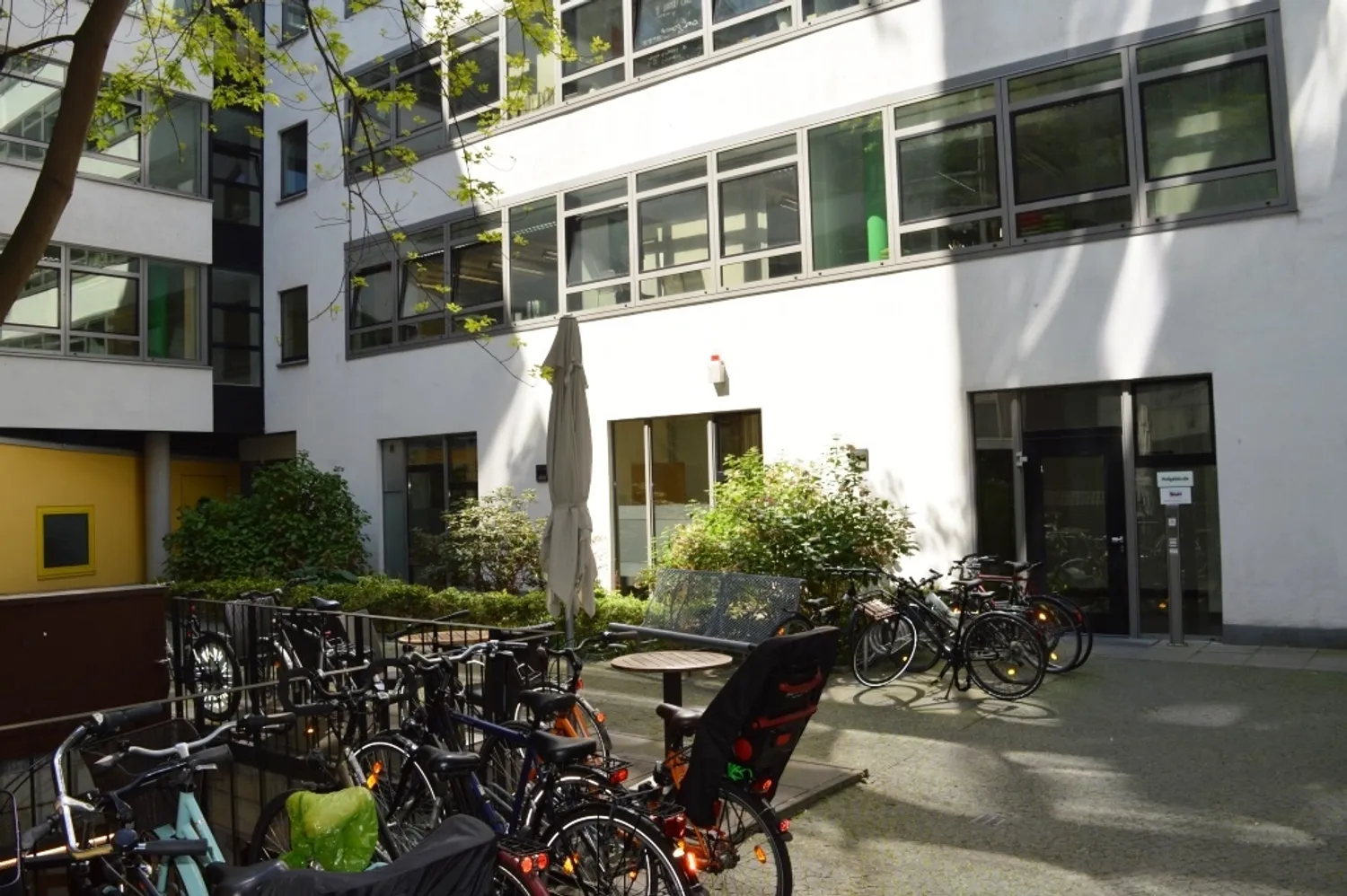 2 Zimmer Wohnung mit 76 m² in Berlin – Bild 8