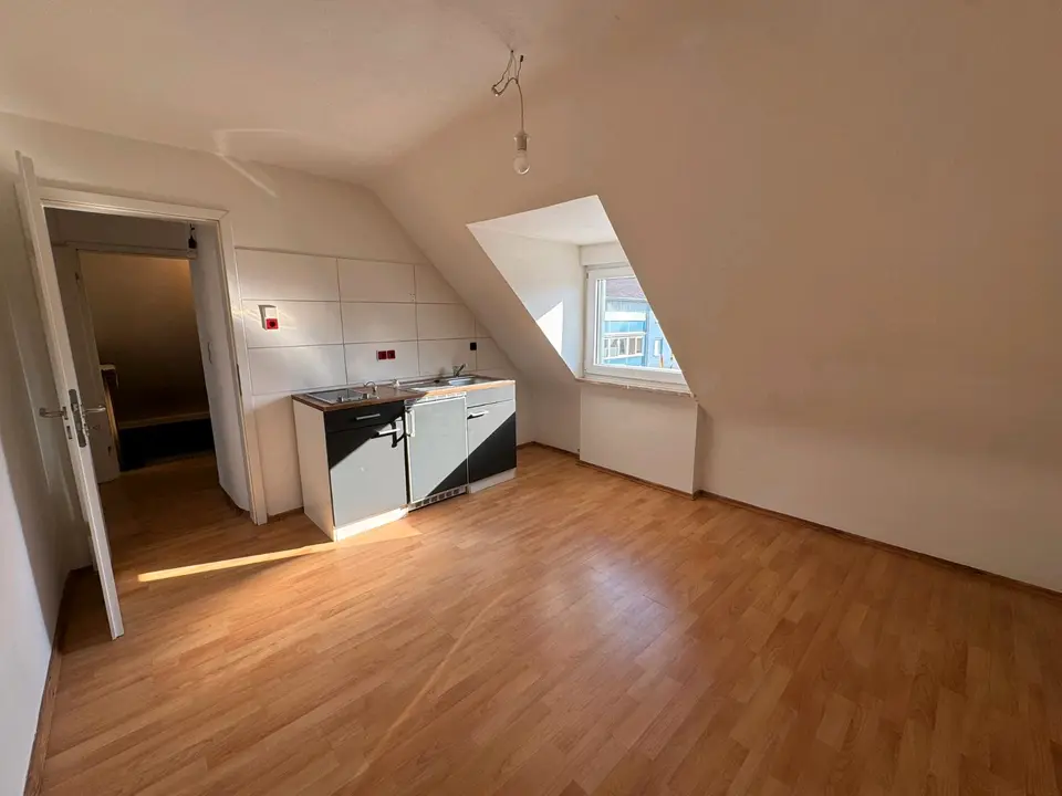2 Zimmer Wohnung mit 35 m² in Singen – Bild 3