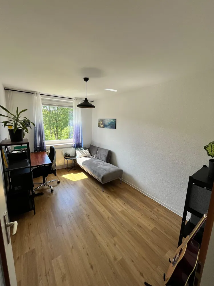 5 Zimmer Wohnung mit 95 m² in Hamburg – Bild 3
