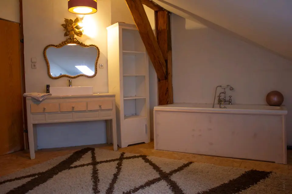 2 Zimmer Wohnung mit 120 m² in Lübeck – Bild 9
