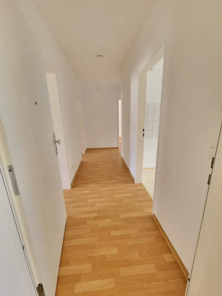 3 Zimmer Wohnung mit 67 m² in Wiesbaden – Bild 4