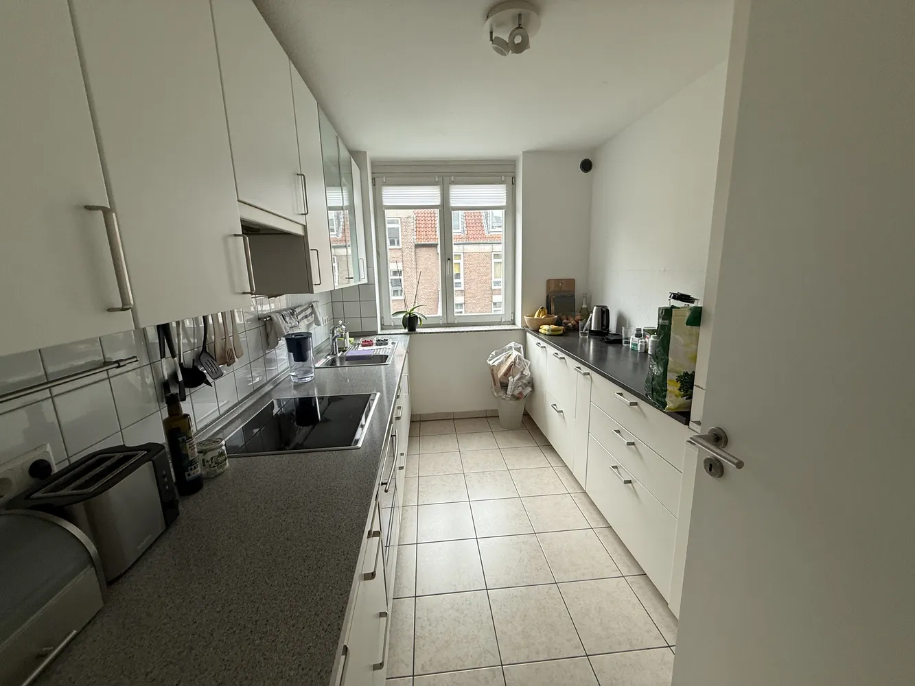 2 room apartment with 72 m² in Düsseldorf – Photo 2