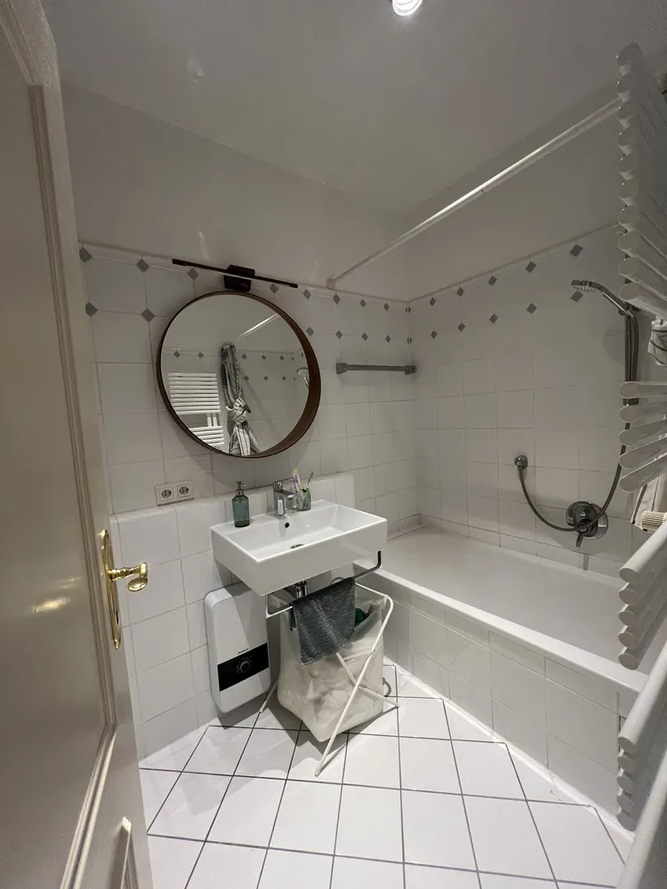 2 Zimmer Wohnung mit 70 m² in Wiesbaden – Bild 3
