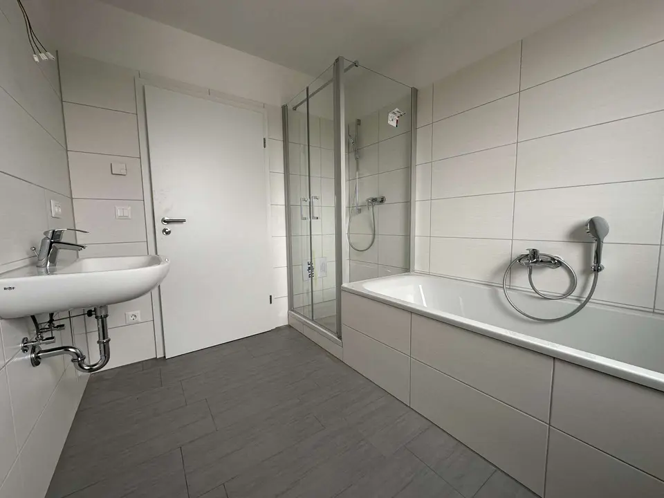 5 Zimmer Wohnung mit 112 m² in Bitterfeld-Wolfen – Bild 9