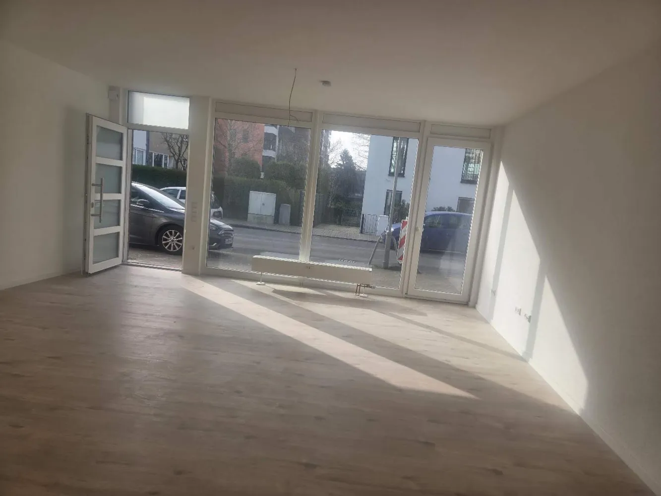 3 Zimmer Wohnung mit 87 m² in Düsseldorf – Bild 1