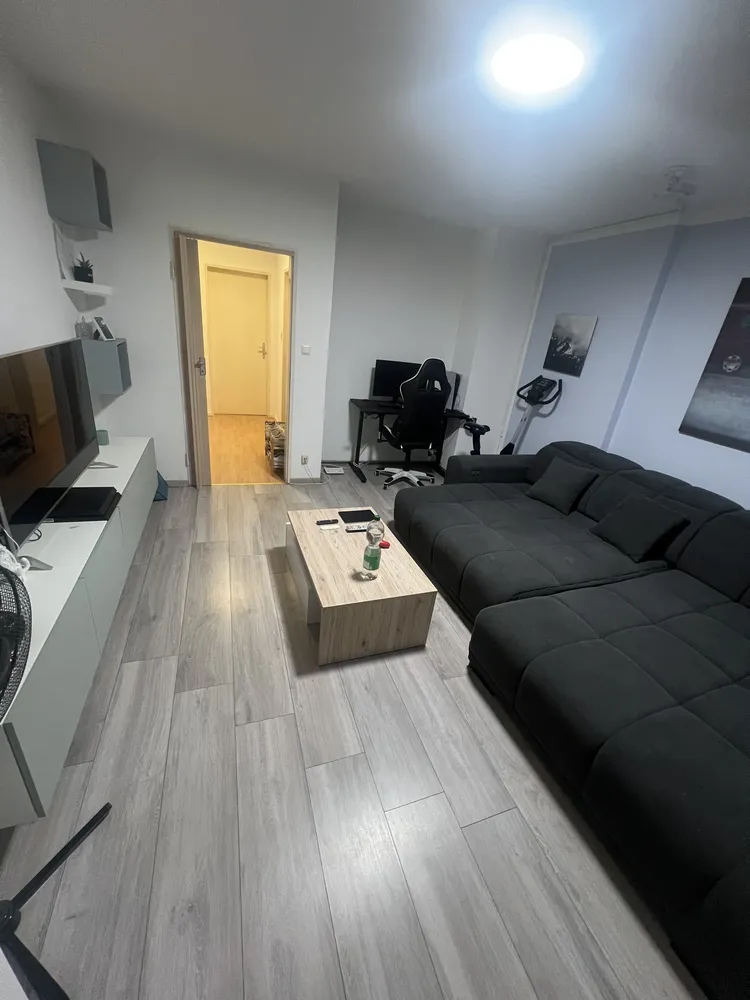 2 Zimmer Wohnung mit 56 m² in Köln – Bild 1