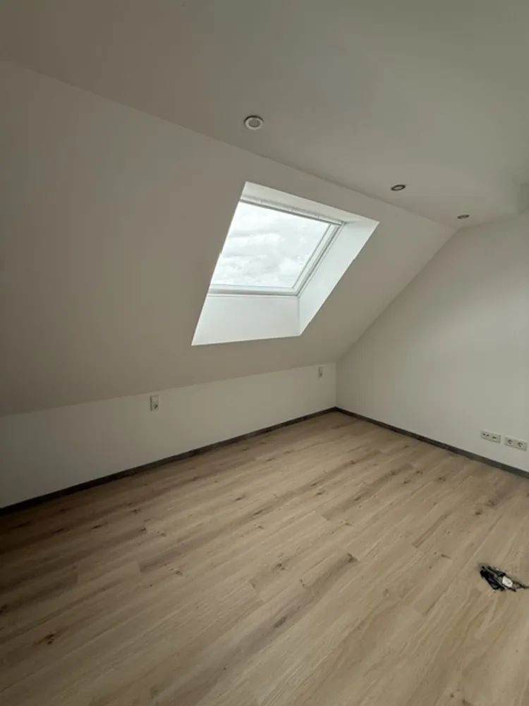 3 room apartment with 100 m² in Saarbrücken – Photo 4