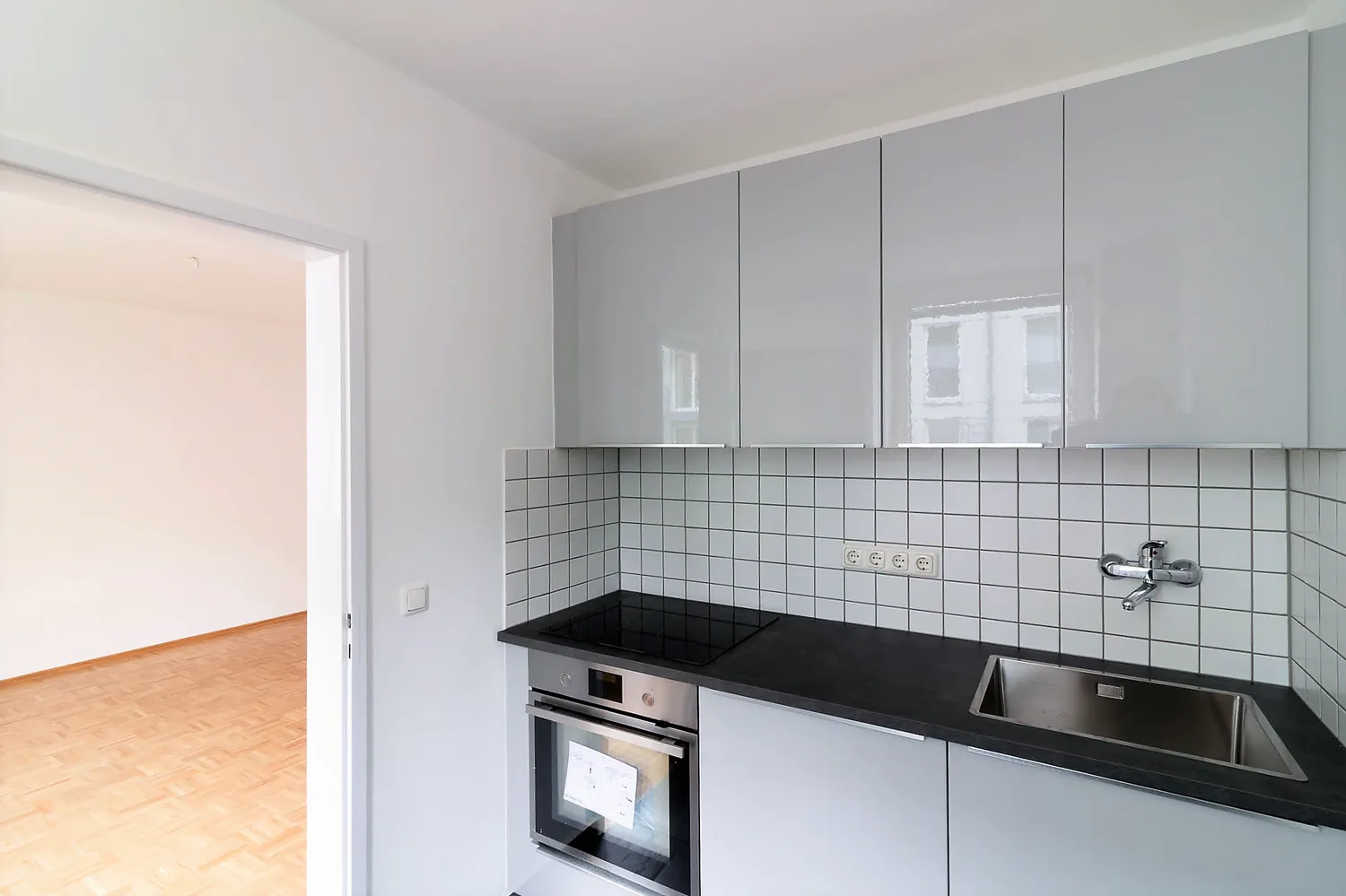 1 room apartment with 33 m² in Munich – Photo 12