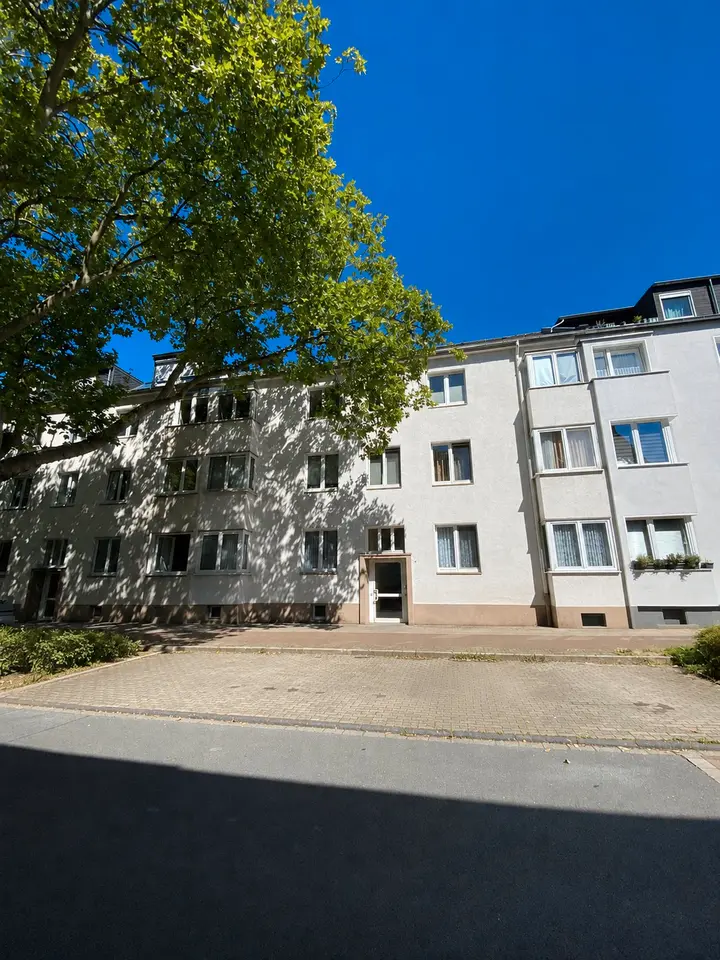 3 Zimmer Wohnung mit 100 m² in Bochum – Bild 2