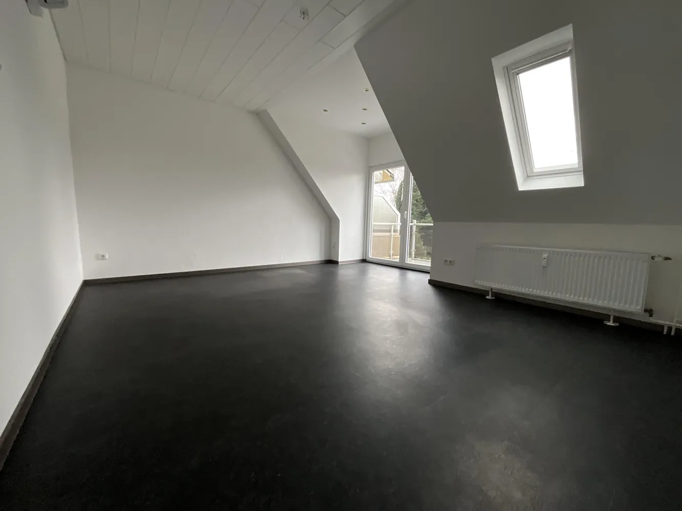2 Zimmer Wohnung mit 55 m² in Mülheim an der Ruhr – Bild 2