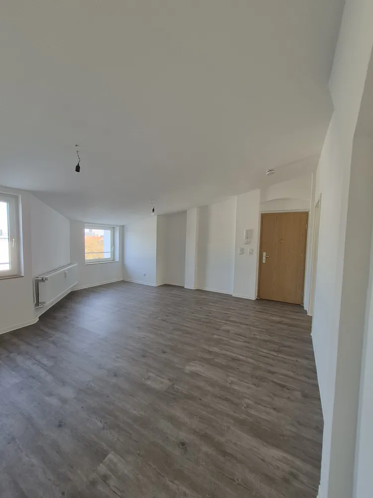 2 Zimmer Wohnung mit 83 m² in Magdeburg – Bild 4