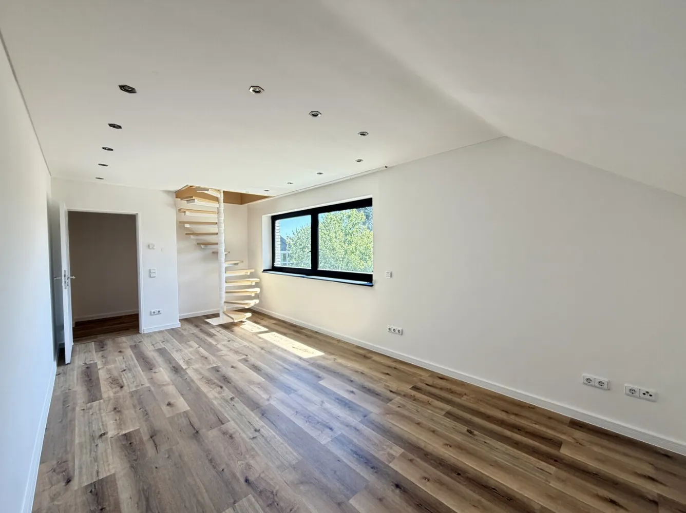 7 Zimmer Haus mit 225 m² in Mönchengladbach – Bild 4
