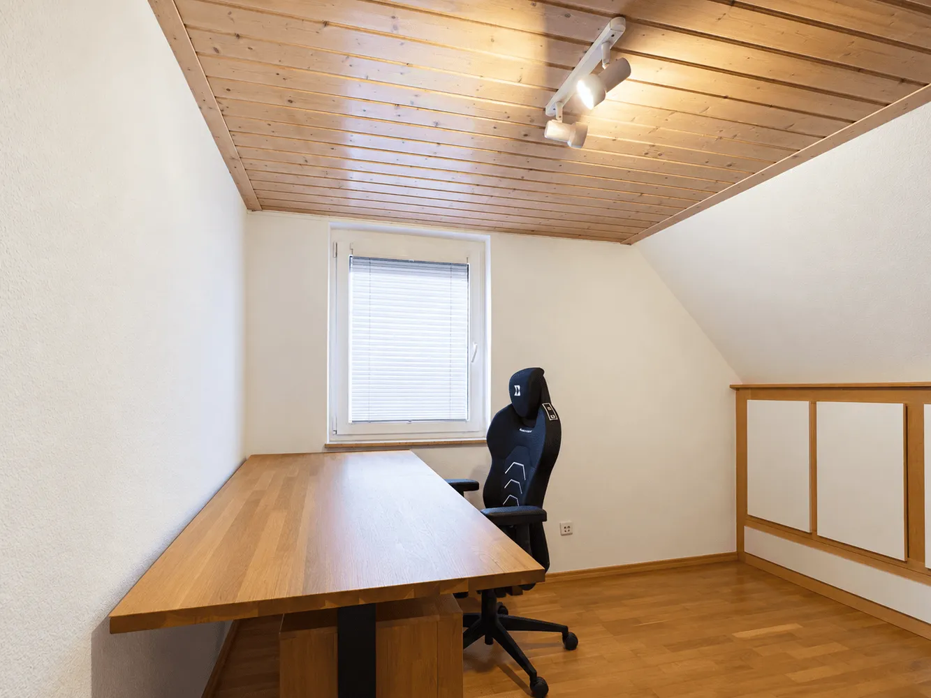 5 Zimmer Wohnung mit 108 m² in Stuttgart – Bild 11
