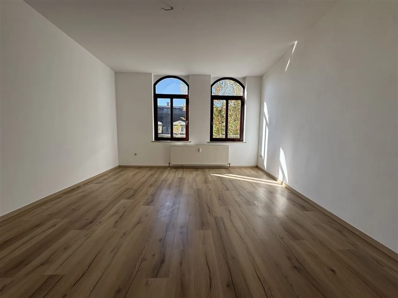 4 Zimmer Wohnung mit 90 m² in Plauen – Bild 1