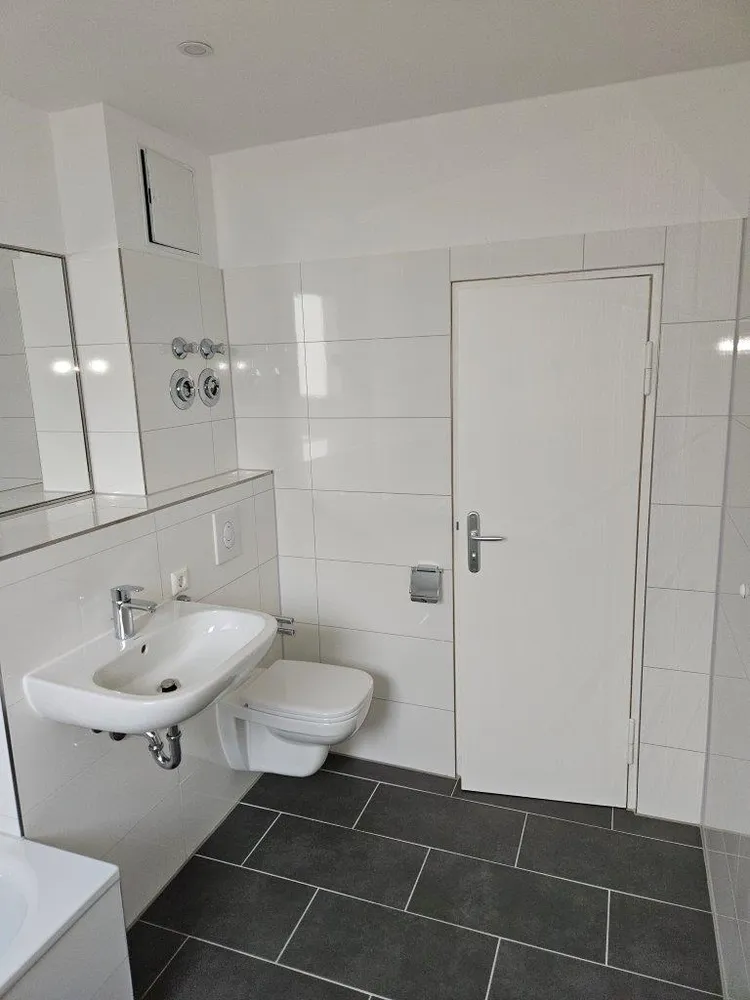 3 Zimmer Wohnung mit 95 m² in Berlin – Bild 4