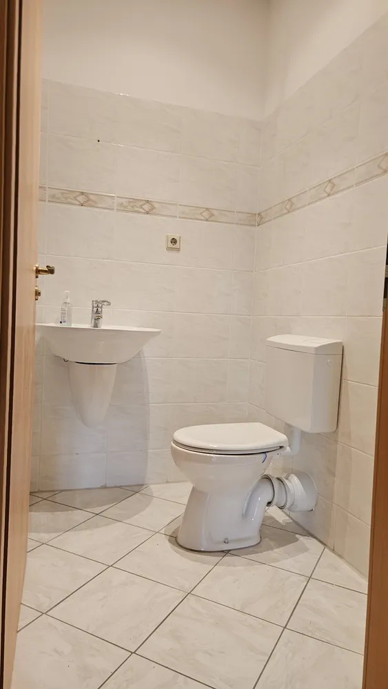 4 room apartment with 131 m² in Berlin – Photo 4