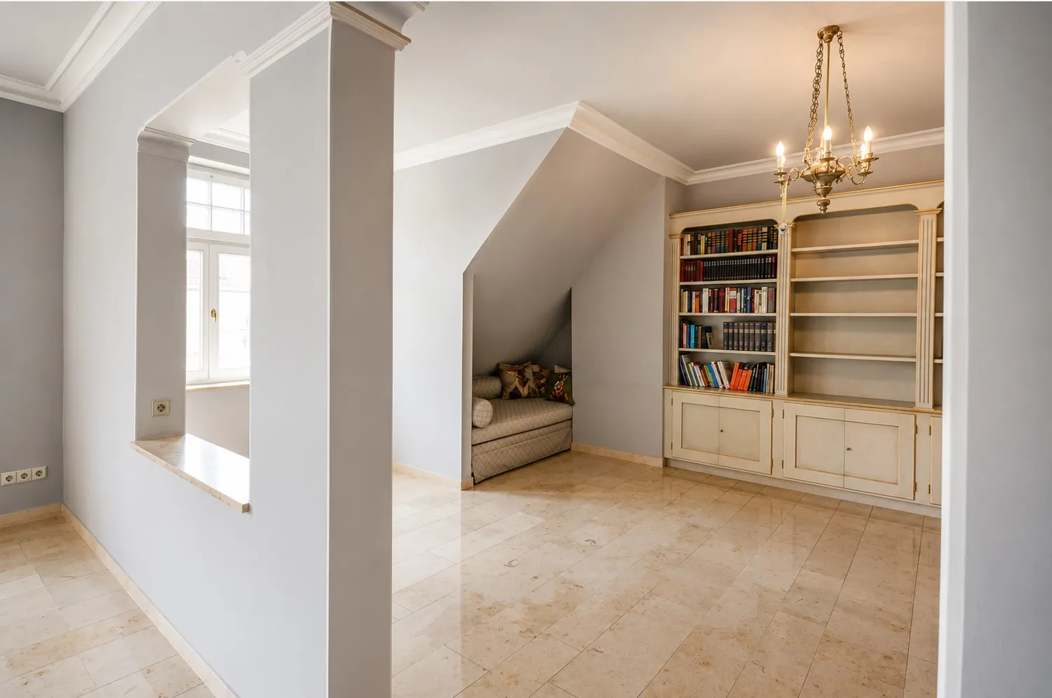 4 Zimmer Wohnung mit 205 m² in München – Bild 2