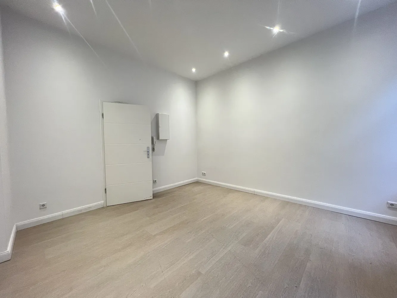 1 Zimmer Wohnung mit 34 m² in Wiesbaden – Bild 8