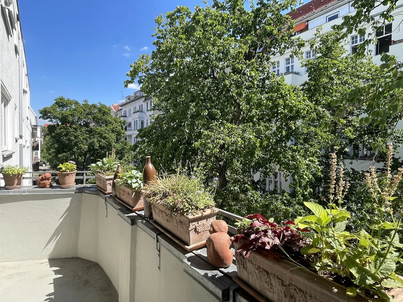 6 room apartment with 212 m² in Berlin – Photo 5