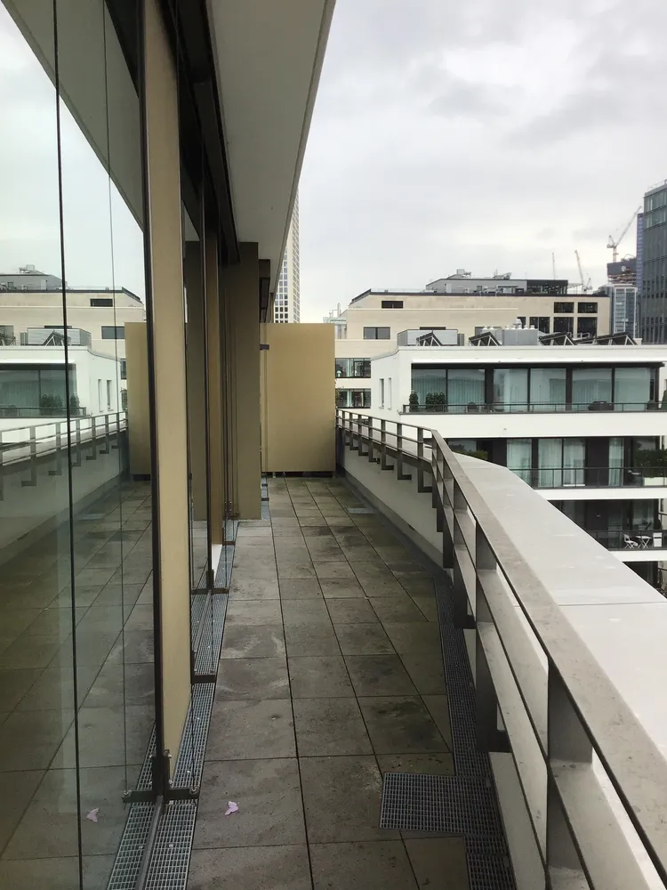 5 Zimmer Wohnung mit 234 m² in Frankfurt am Main – Bild 9