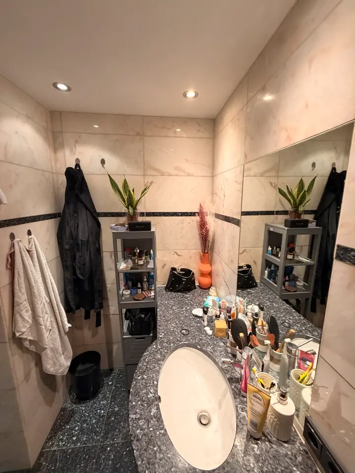 2 Zimmer Wohnung mit 80 m² in Köln – Bild 6