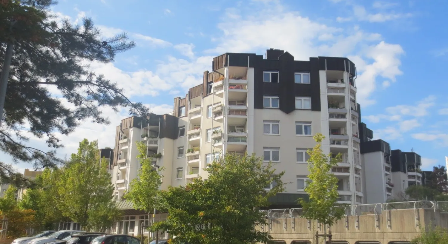 2 Zimmer Wohnung mit 71 m² in Kaiserslautern – Bild 3
