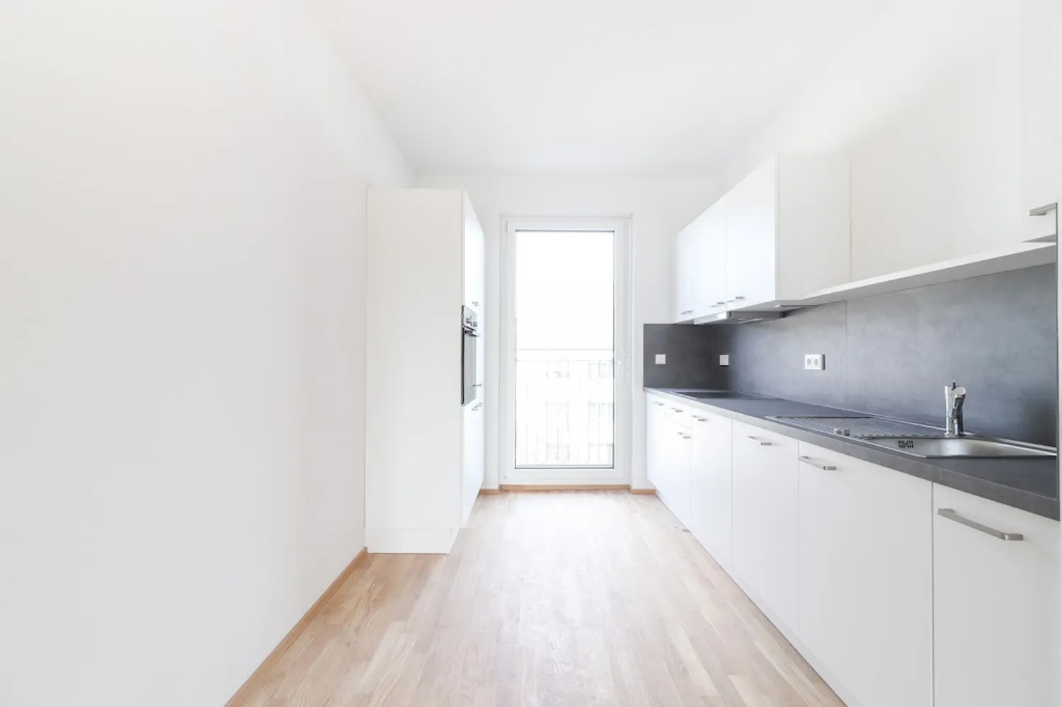 4 Zimmer Wohnung mit 115 m² in Frankfurt am Main – Bild 3