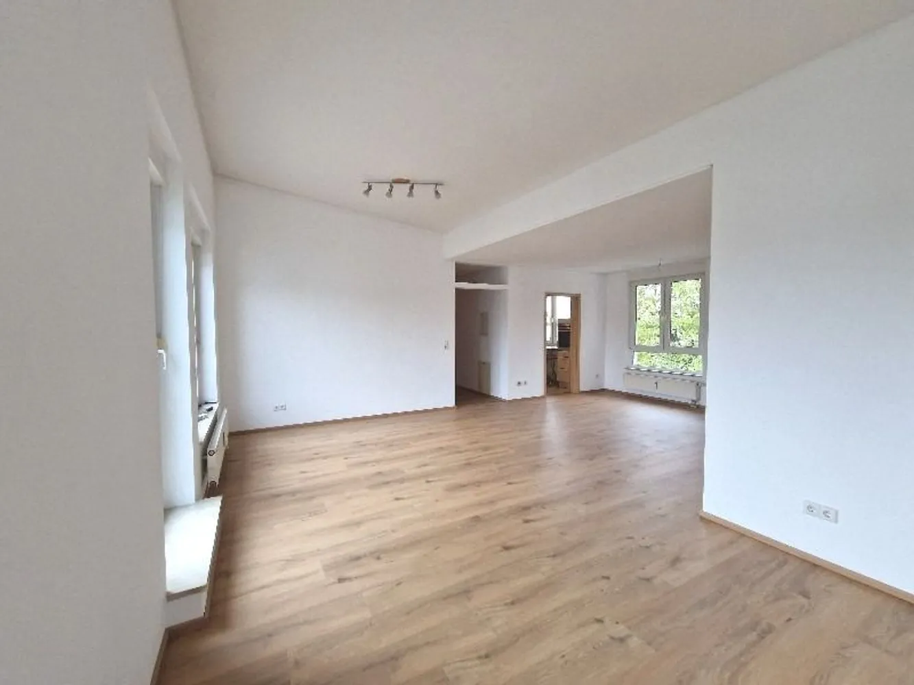 4 Zimmer Wohnung mit 116 m² in Nürnberg – Bild 1