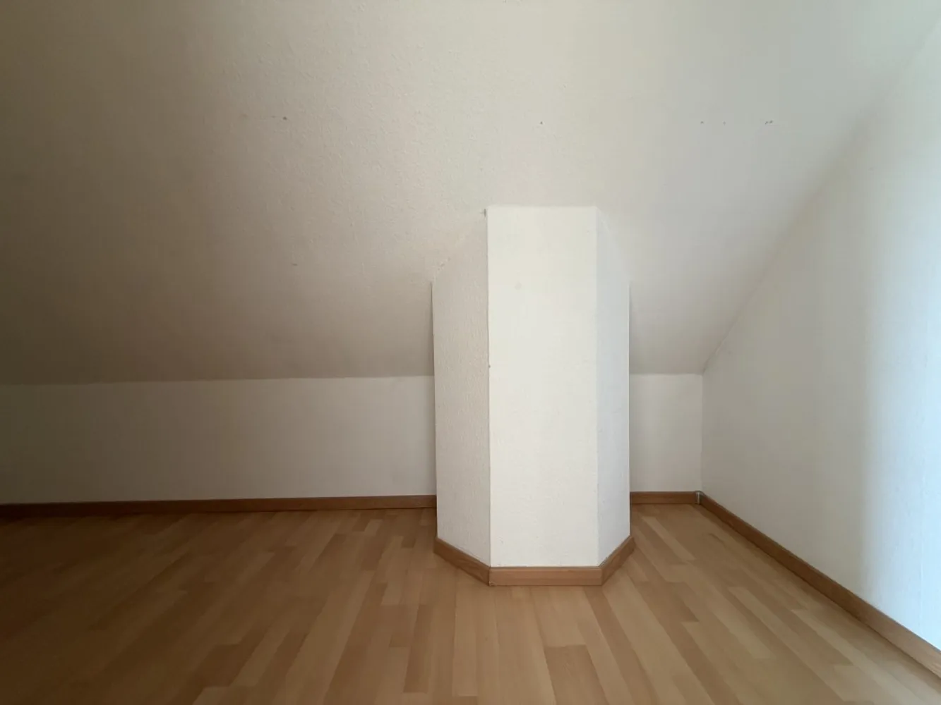 4 Zimmer Wohnung mit 107 m² in Erlangen – Bild 11