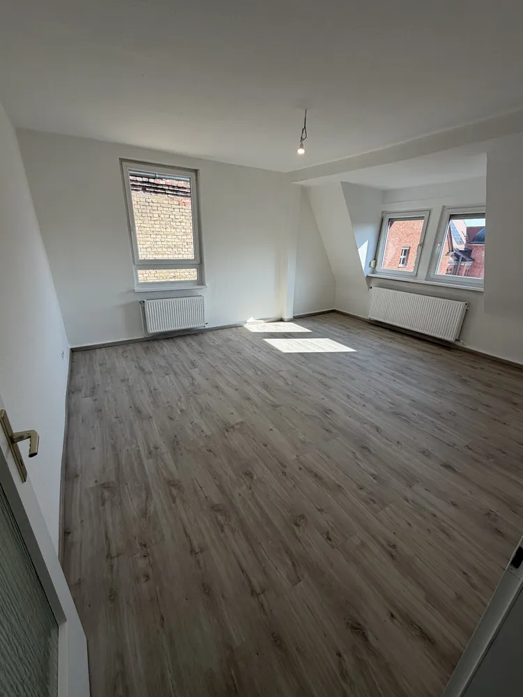 3 Zimmer Wohnung mit 82 m² in Stuttgart – Bild 2