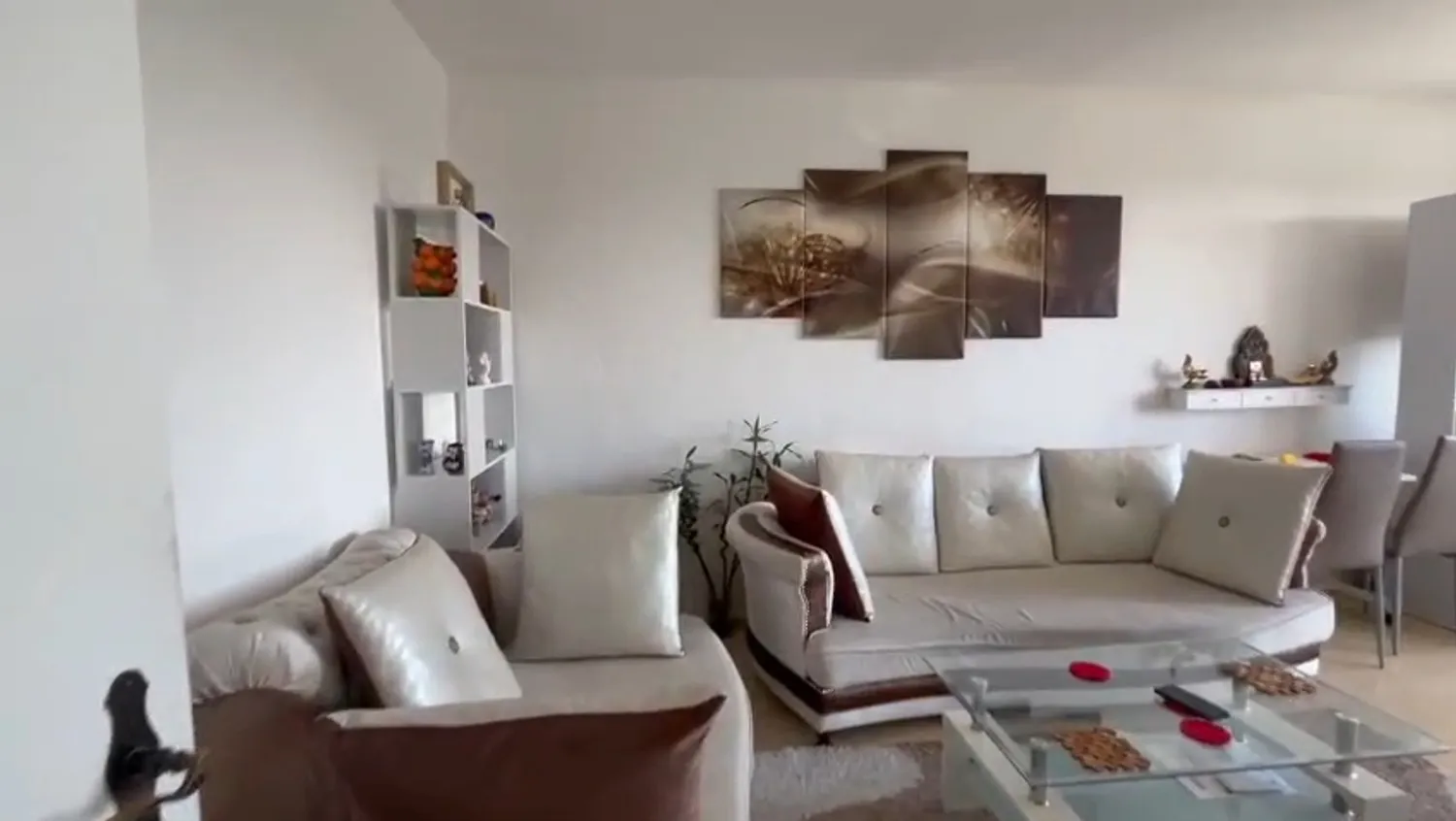 2 room apartment with 56 m² in Berlin – Photo 1