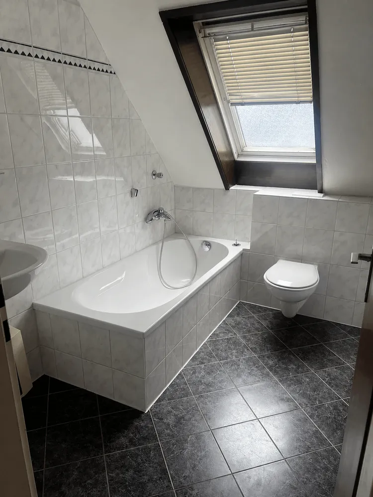 4 Zimmer Wohnung mit 120 m² in Essen – Bild 3